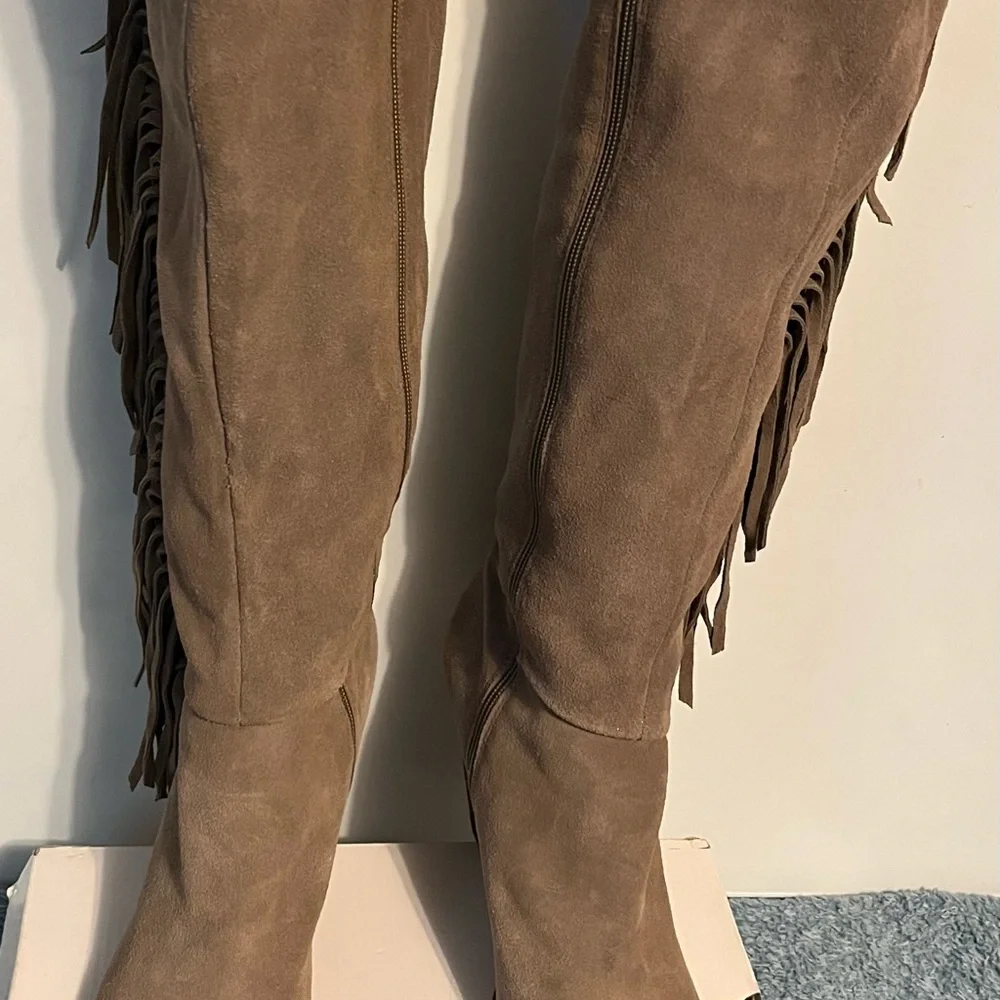 Steve Madden Brown Wedge Heeled Fringe Boots size 8 - Picture 2 of 11